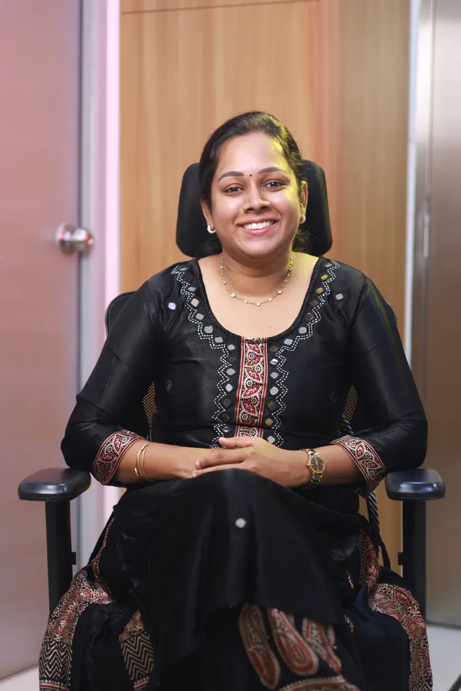 Dr Niveditha
